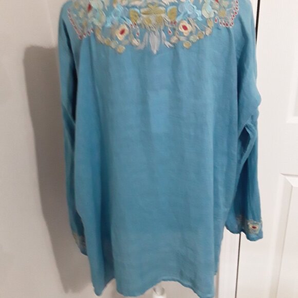 New Johnny Was lovely light blue embroidered Linen Tunic size XL - Picture 8 of 14